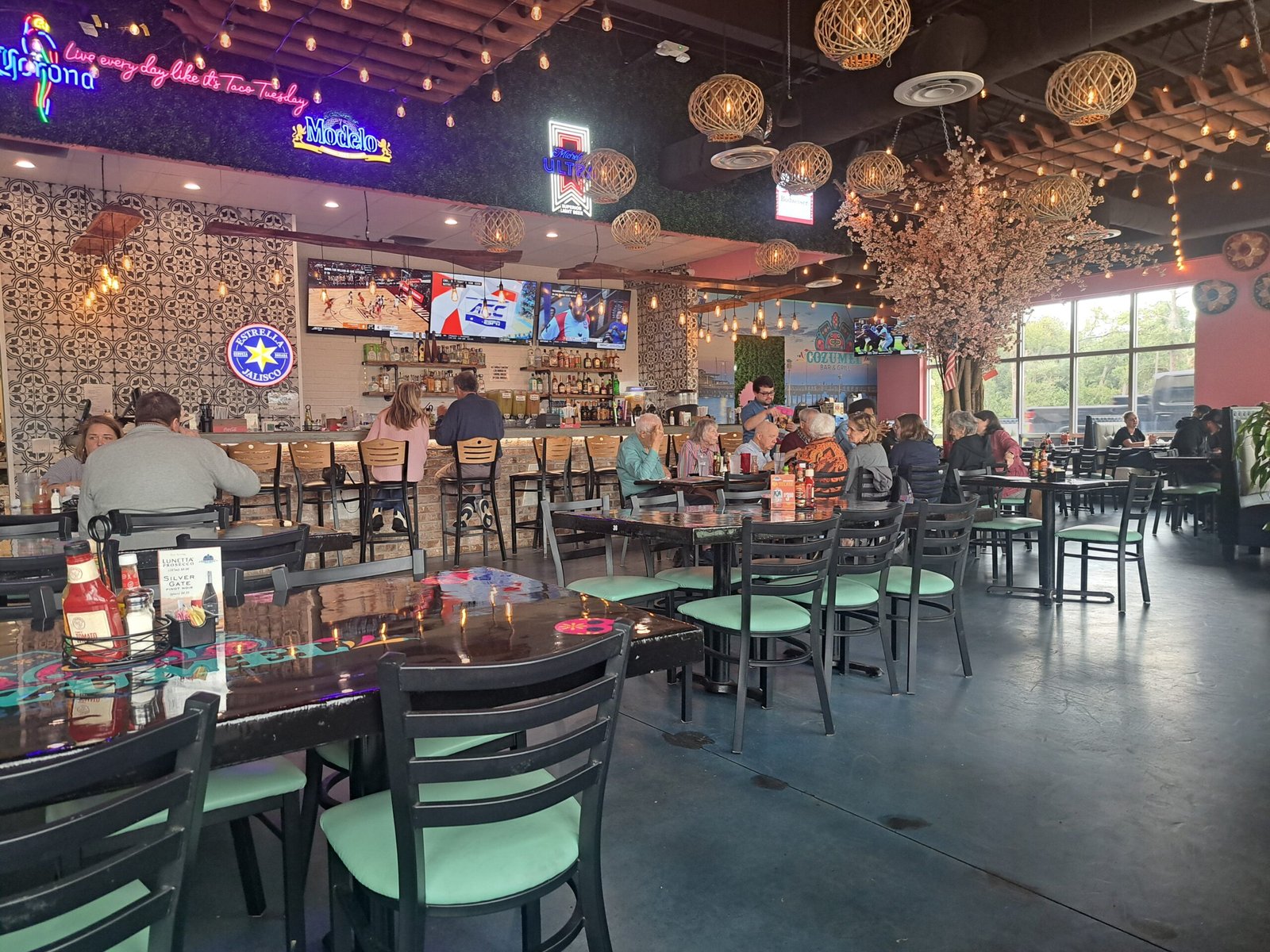 Fairhope's Cozumel Bar and Grill