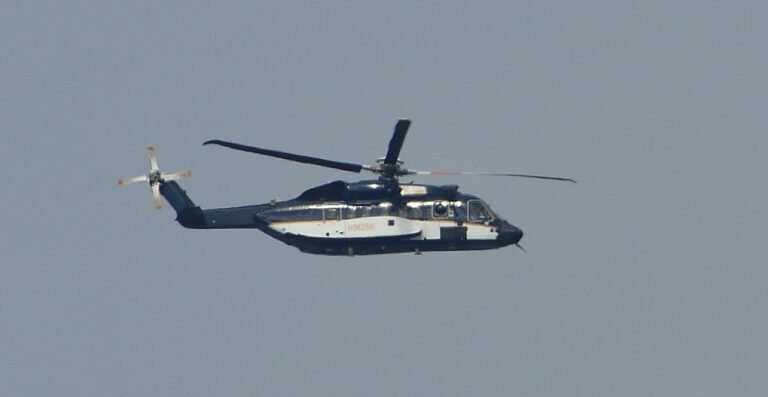 Sikorsky S-92A passes over Fairhope FEB 08 2025