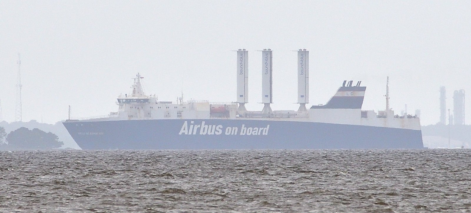 Ville de Bordeaux leaves Mobile bound for Europe