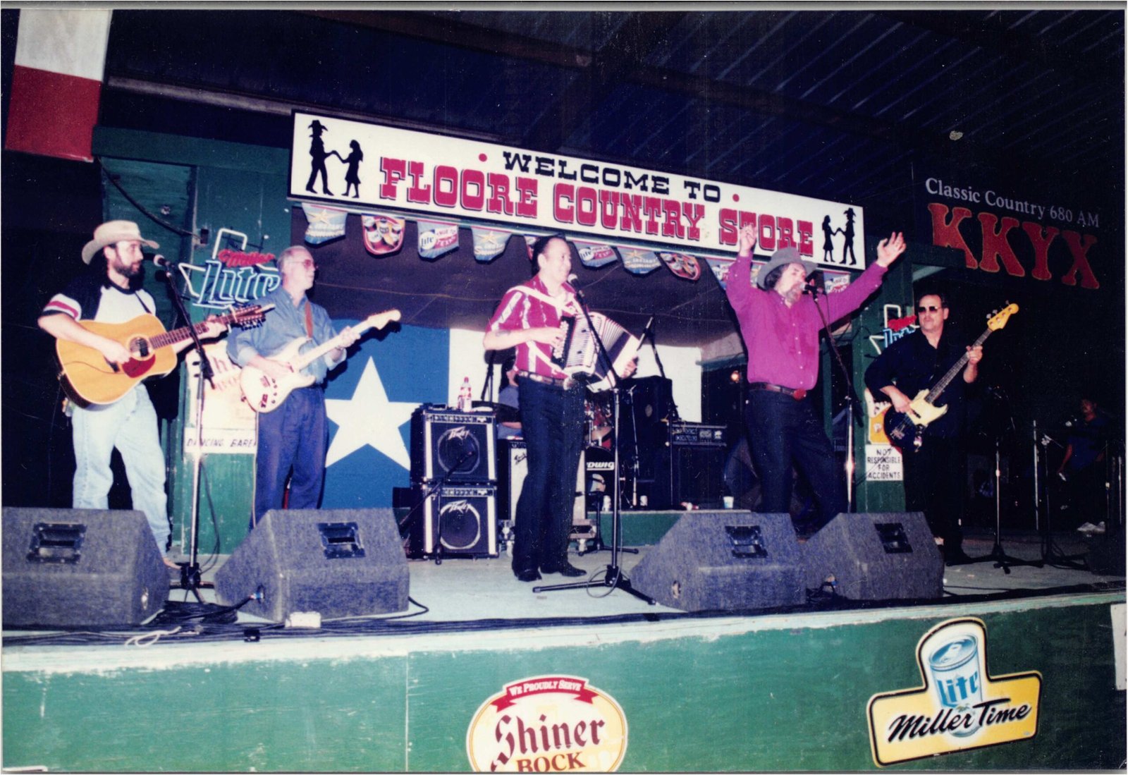 Flaco Jimenez and Augie Meyers perform in Texas
