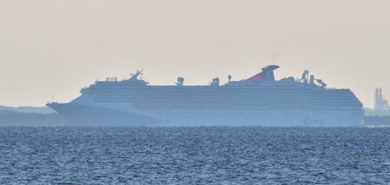 Carnival Spirit departs Mobile Bay OCT 28th 2025