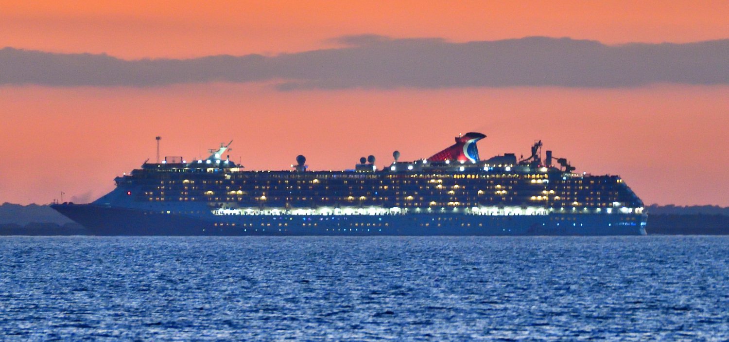 Carnival Spirit heads for the Bahamas
