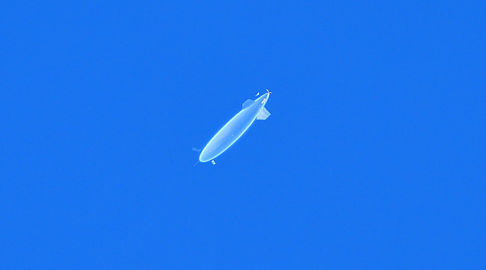 The high altitude airship Sceye passes over Barnwell, Alabama, MAR 27 2026.