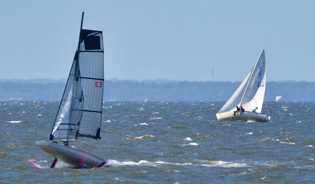 Fast Eddie Cup foil sailing in Fairhope