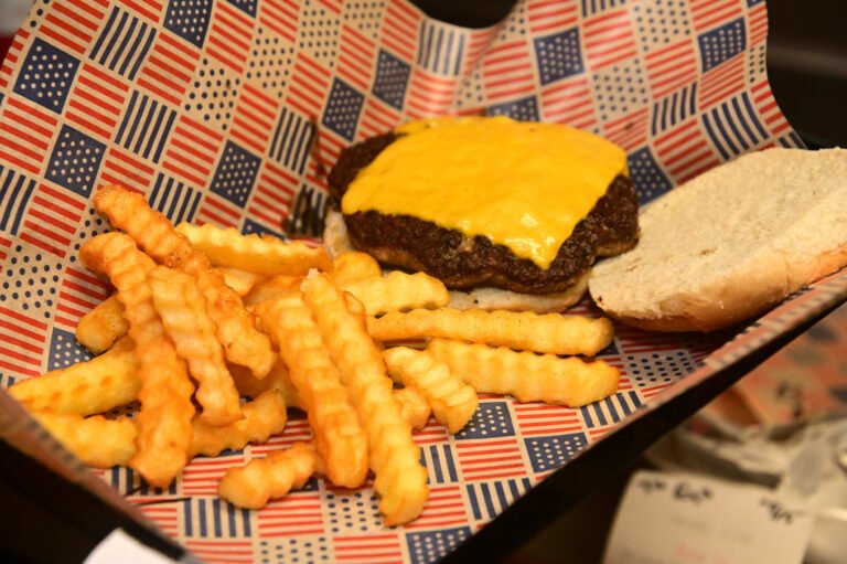 Burger night at Fairhope Elks Lodge 1879