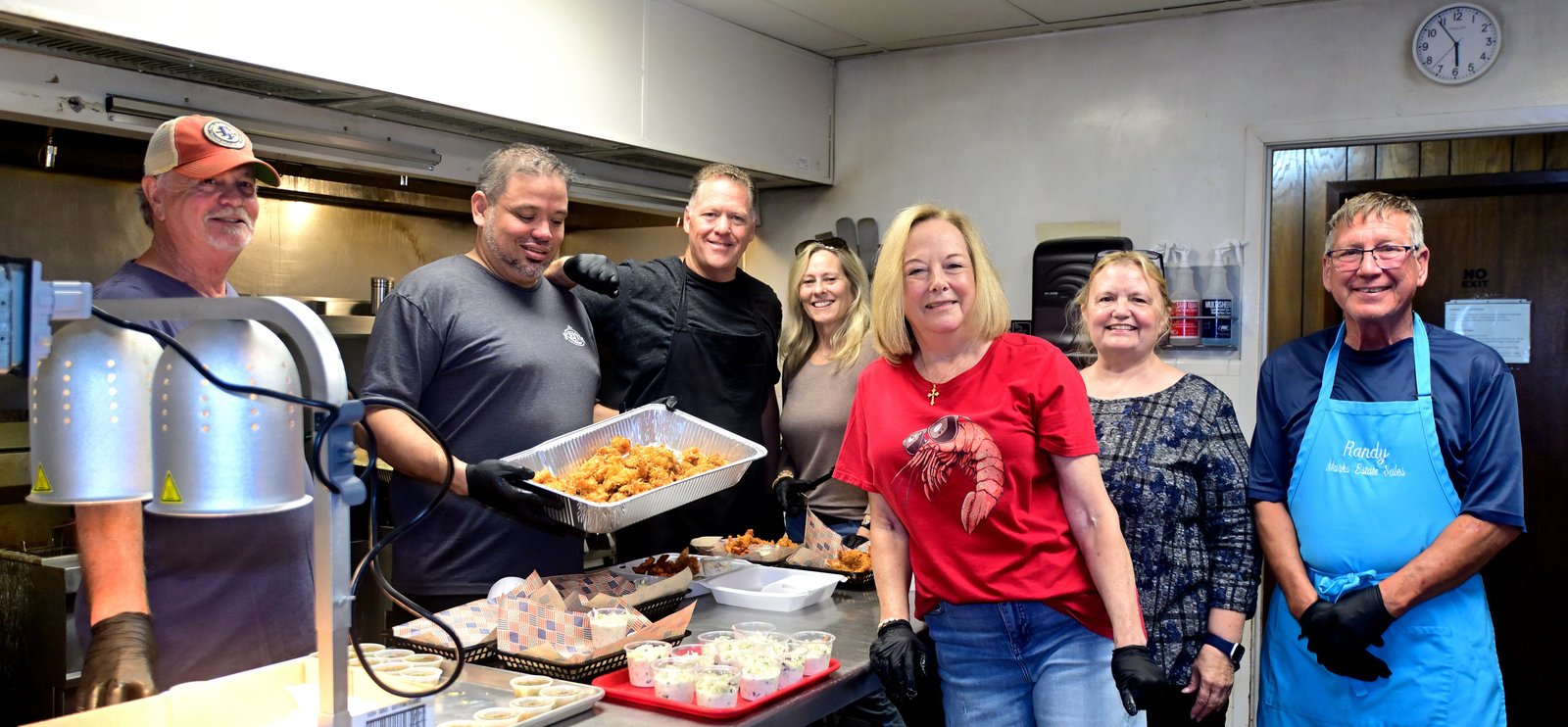 Coconut shrimp crew at Fairhope Elks Lodge 1879